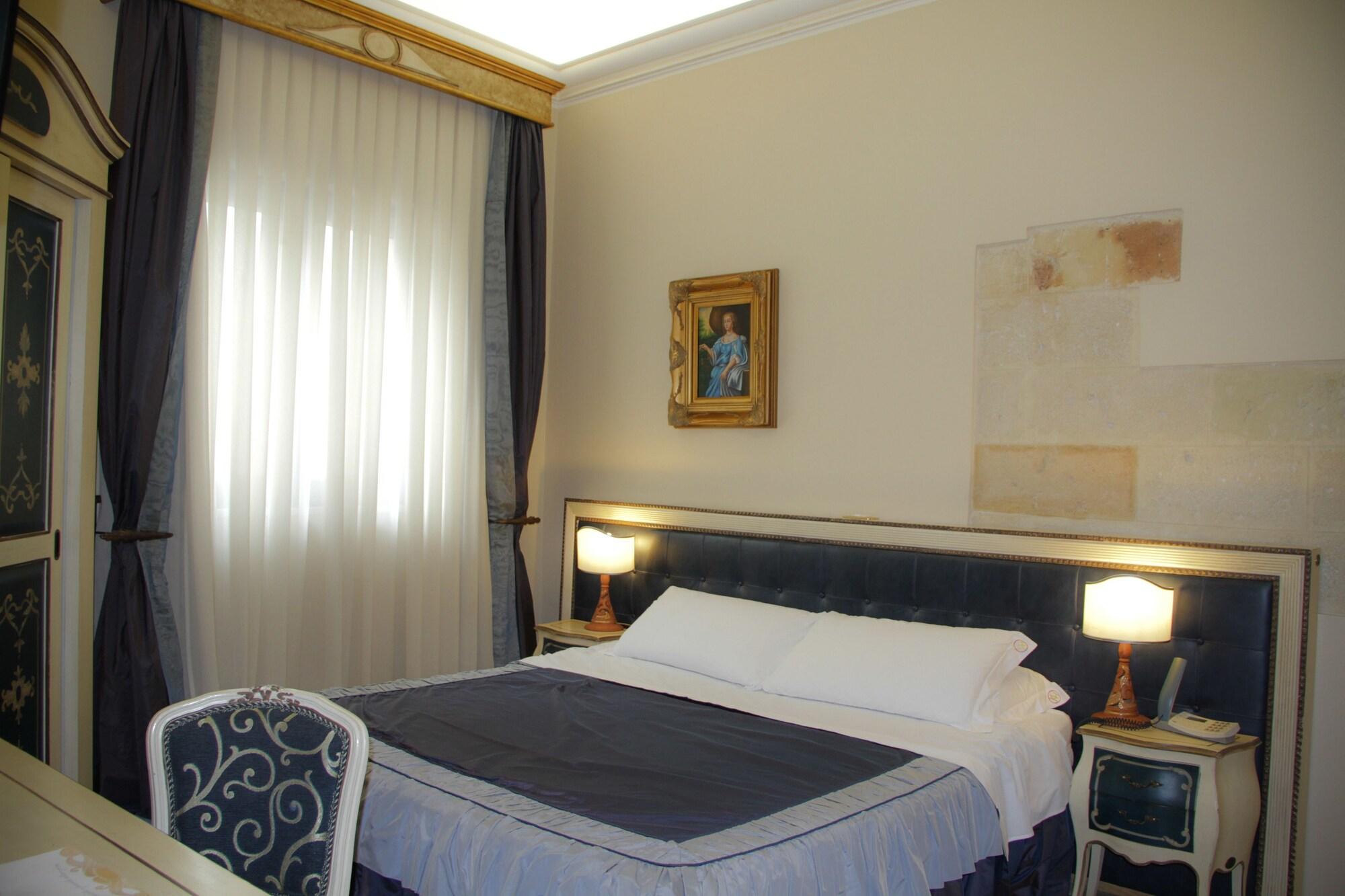 Kelina Charme Hotel By Cantine Due Palme Cellino San Marco Exterior foto
